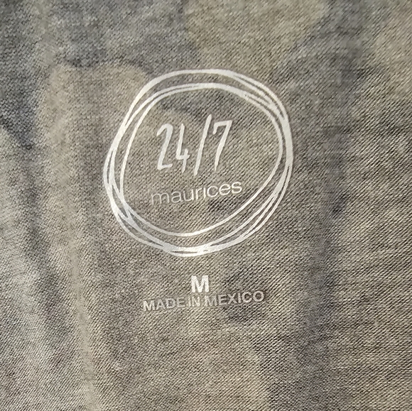 Maurices Tee - Picture 3 of 5